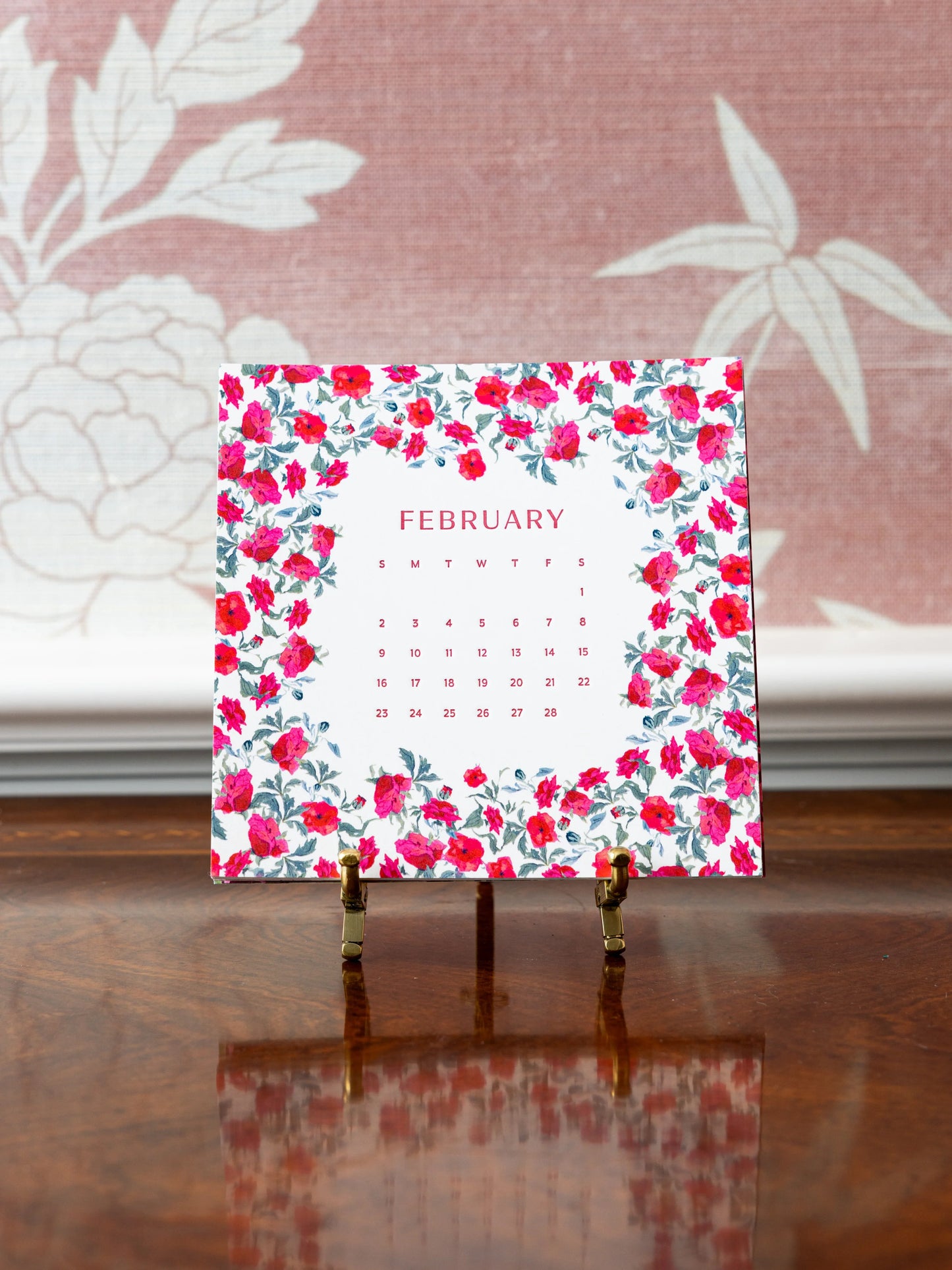 2025 Desktop Calendar in Trellis Box