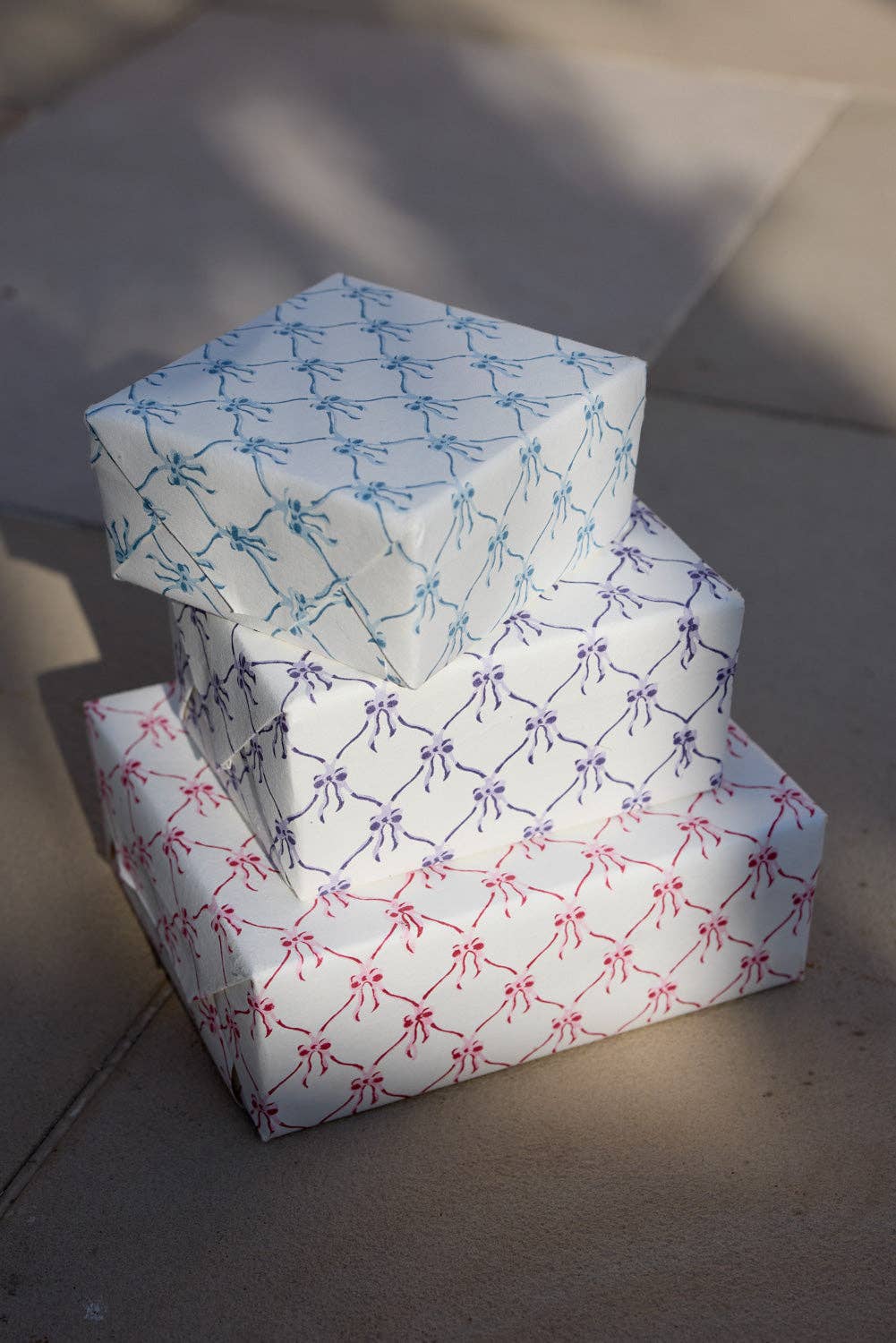 Violet Meringue Bows - Handmade Gift Wrap Sheets